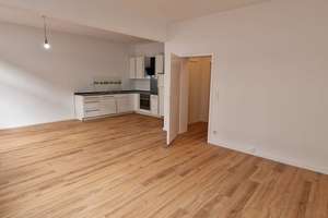 Erstbezug nach Sanierung:  Helle 2-Zimmer- Erdgeschoß Altbauwohnung in Gladbeck