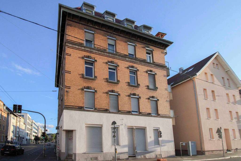Attraktive 3-Zimmer-Wohnung mit Balkon in Bad Cannstatt – Zentrale Lage nähe Bahnhof und Carré