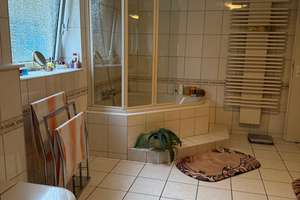 Jetzt mit Innenaufnahmen, Großzügiges 1- bis 3-Familienhaus aus der Gründerzeit mit Ausbaureserve – Die vollständige Adresse der Immobilie erhältst du vom Anbieter., 42653 Gräfrath, Solingen – Vorschaubild 15