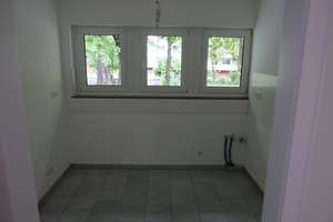 Erstbezug nach Sanierung 4 Zimmer Süd-Balkon Köln-Ostheim – Die vollständige Adresse der Immobilie erhältst du vom Anbieter., 51107 Ostheim, Köln – Vorschaubild 5