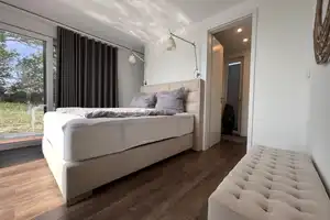 LUXUS Hausboot - 3 Etagen - 100m² Wohnen + 120 m² SONNENTERRASSE - Kamin, Kino, komplett individuell – Potsdam – Vorschaubild 16