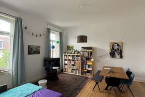 Zuhause mit 4 Zimmern und viel Platz in Wiesbaden – Untere Albrechtstraße 14, 65185 Mitte, Wiesbaden – Vorschaubild 2