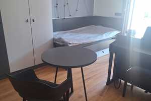 Neubau Studioapartment mit Balkon für Studierende und Azubis Nähe Uni und Zentrum ab 1. Mai – Stadtverband Saarbrücken (Kreis) – Vorschaubild 1