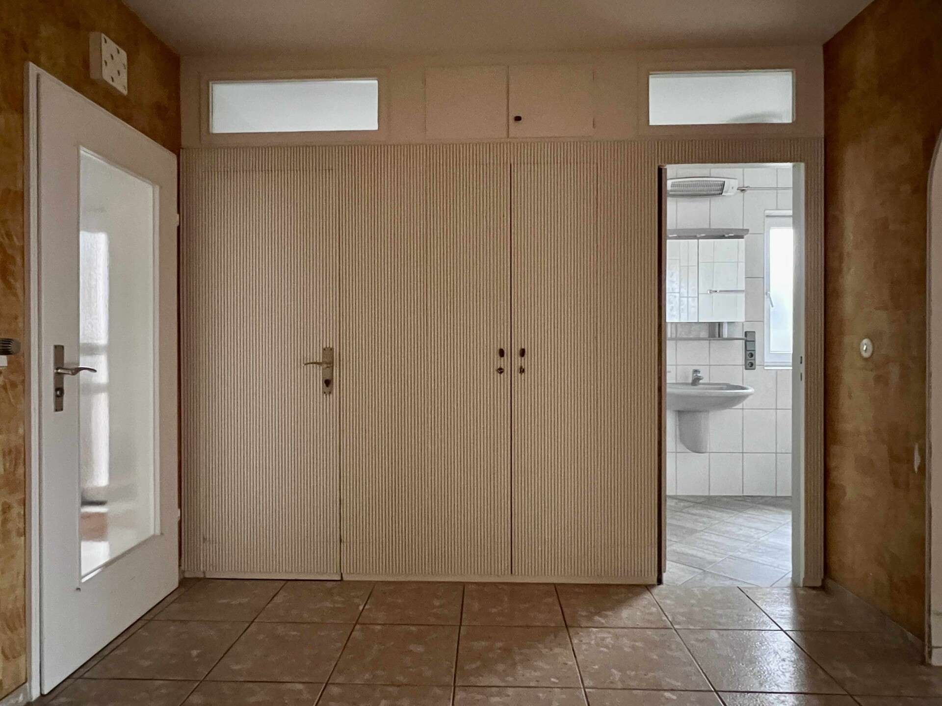 Immobilie in Reichenbach an der Fils - Reichenbach/Fils: 2FH + ELW in herrlicher Aussichtslage. Siegenberg. Großes Grundstück. 2 Garagen. - Bild 12