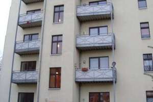 * Vermietete und große 2-Zimmer mit neuem Laminat, Wanne und Balkon zum Toppreis! * – Die vollständige Adresse der Immobilie erhältst du vom Anbieter., 9113 Schloßchemnitz, Chemnitz – Vorschaubild 4