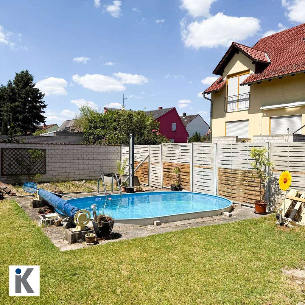 Immobilie in Ellerstadt - Großzügiges Familienhaus mit Pool, Terrasse und Balkon in ruhiger Lage - Bild 2