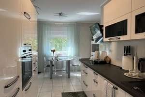 Top geschnittene 3,5-Zimmer-Wohnung mit Balkon, Garage und hochwertiger Modernisierung – Die vollständige Adresse der Immobilie erhältst du vom Anbieter., 44328 Scharnhorst-Ost, Dortmund – Vorschaubild 4