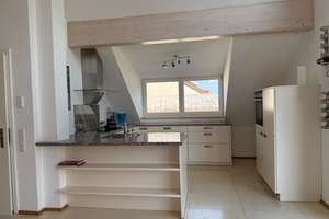 Möblierte 2,5 Zimmer Maisonette Wohnung