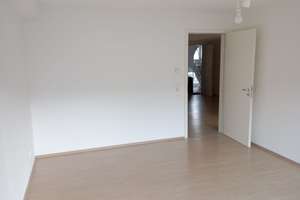 Schöne, großzügige 3 Zimmer Wohnung (NACHTSPEICHERHEIZUNG) – Kaiserallee 121, 76185 Mühlburg, Karlsruhe – Vorschaubild 13