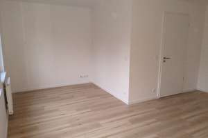 Freundliches 4-Zimmer-Reihenendhaus mit Garage zur Miete in Osloss – Die vollständige Adresse der Immobilie erhältst du vom Anbieter., 38557 Osloß – Vorschaubild 9