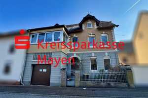 Reihenmittelhaus mit 2 Garagen in Namedy  – Mayen-Koblenz (Kreis) – Vorschaubild 1