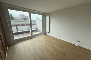 Penthouse Wohnung 2-Zimmer ggf.  (3-Zimmer ggf. möglich) mit traumhaftem Blick – Klosterstraße 92, 40211 Düsseldorf – Vorschaubild 5
