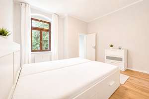 Sonnige 2,5 -RW* vollständig saniert und möbliert* EBK* Bad mit Wanne* hochwertig sanierter Altbau* – Leipziger Straße 140, 1127 Pieschen-Süd, Dresden – Vorschaubild 10