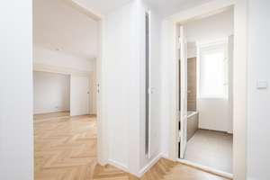 City-Highlight am Ku’damm: 2-Zimmer-Wohnung – provisionsfrei & komplett renoviert! – Die vollständige Adresse der Immobilie erhältst du vom Anbieter., 10709 Wilmersdorf, Berlin – Vorschaubild 7