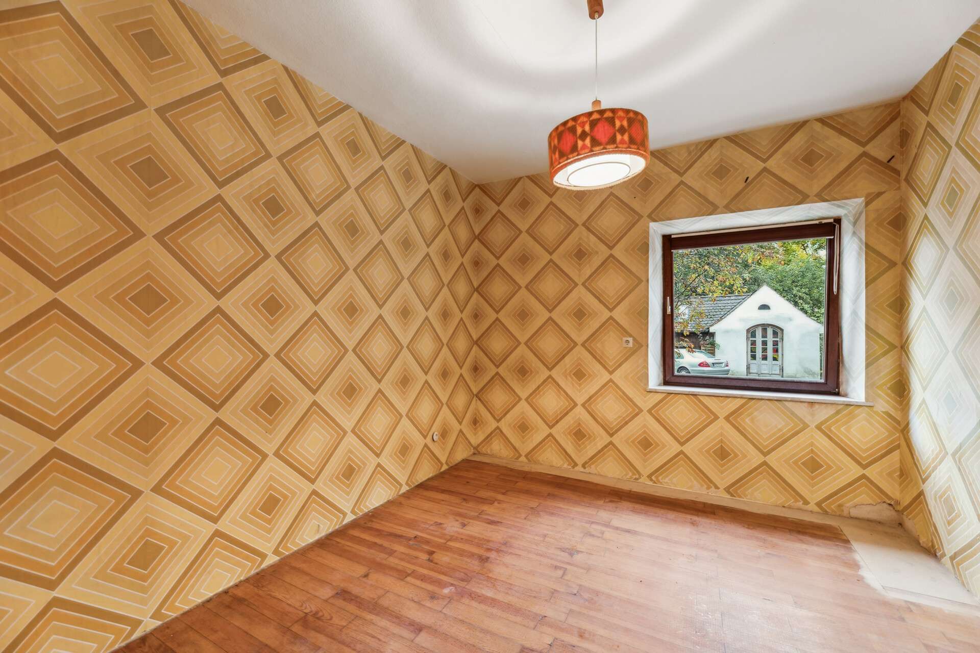 Immobilie in Igensdorf - Mehrfamilienhaus aus dem Dornrösschenschlaf erwacht - Bild 12