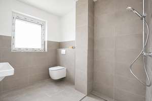 Großzügige Neubau-Penthouse-Wohnung mit Dachterrasse und 123 m² in Oldenburg-Eversten – Die vollständige Adresse der Immobilie erhältst du vom Anbieter., 26122 Eversten, Oldenburg (Oldenburg) – Vorschaubild 30