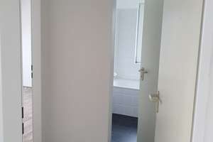 Hübsche 2-Zimmer-Wohnung im 1. OG mit Tageslichtbad und Balkon – Grobestraße 13a, 39435 Borne – Vorschaubild 5
