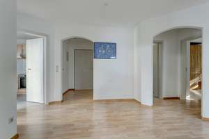 Charmante Erdgeschosswohnung mit Terrasse und Garten in ruhiger Lage – 79100 Unterwiehre-Nord, Freiburg im Breisgau – Vorschaubild 10