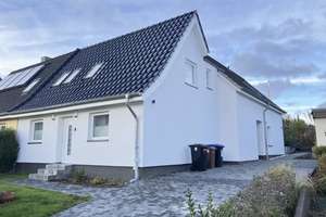 Modernisiertes Haus mit 3 Zimmern in Travemünde (Am Krautacker) – Am Krautacker 18, 23570 Travemünde, Lübeck – Vorschaubild 1
