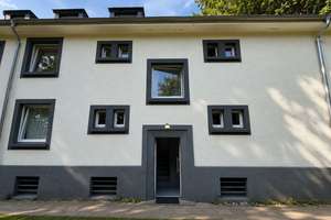 Saniertes Mehrfamilienhaus | 10 WE | 8 % Rendite | Faktor 12 | 610 m² Wohnfläche – Die vollständige Adresse der Immobilie erhältst du vom Anbieter., 45881 Schalke-Nord, Gelsenkirchen – Vorschaubild 2