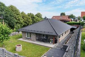 Exklusiver Bungalow mit großer Hobbygarage auf schönem Grundstück – Die vollständige Adresse der Immobilie erhältst du vom Anbieter., 56271 Maroth – Vorschaubild 6