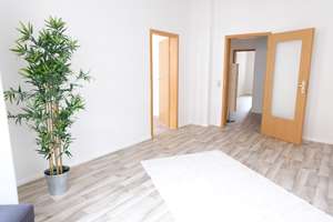Tolle 2-Zi.-Wohnung + Balkon – ideal für junge Paare, Singles/Studenten – Die vollständige Adresse der Immobilie erhältst du vom Anbieter., 1277 Striesen-Ost, Dresden – Vorschaubild 2