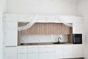 TOP - 4 Raum Wohnung Badewanne und Dusche mit Einbauküche ! – Otto-von-Guericke-Str. 57, 39104 Altstadt, Magdeburg – Vorschaubild 4