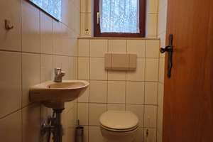 Willkommen zum Haus der vielen Möglichkeiten! Perfekt als Kapitalanlage. – Die vollständige Adresse der Immobilie erhältst du vom Anbieter., 78667 Villingendorf – Vorschaubild 6