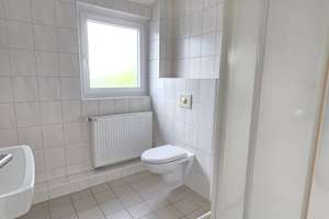 Moderne Wohnung im DG: Einbauküche inklusive – Die vollständige Adresse der Immobilie erhältst du vom Anbieter., 33647 Brackwede, Bielefeld – Vorschaubild 12