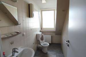 4-Zimmer-DG-Wohnung (3. OG) in Gelsenkirchen-Mitte ab sofort zu vermieten! – Schwäbische Str. 11, 45881 Schalke, Gelsenkirchen – Vorschaubild 11