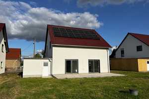 Bezugsfertiges EFH: Energie sparen mit PV-Anlage & Wärmepumpe für nachhaltiges Wohnen & 128 m² Wfl. – Leipzig (Kreis) – Vorschaubild 2