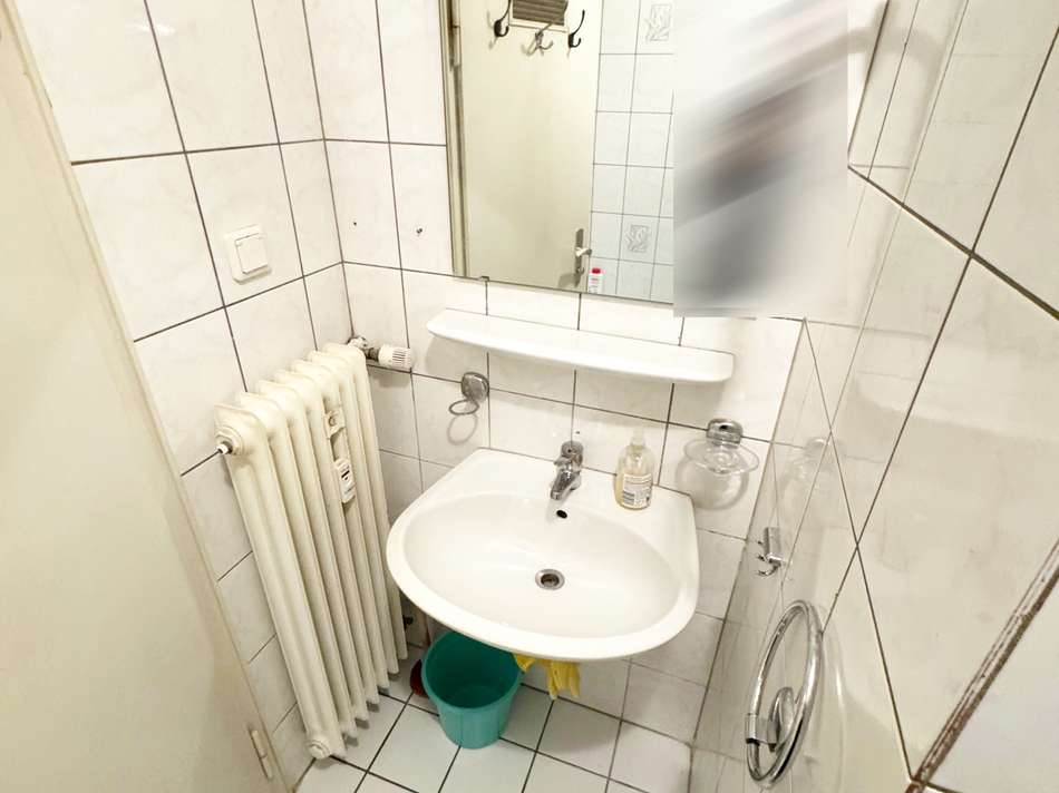 WhatsApp Image 2025-09-24 at 1