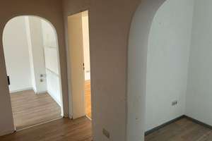 Elegante Maisonettewohnung mit Balkon in der begehrten Lage von Essen-Holsterhausen. – Die vollständige Adresse der Immobilie erhältst du vom Anbieter., 45147 Holsterhausen, Essen – Vorschaubild 4