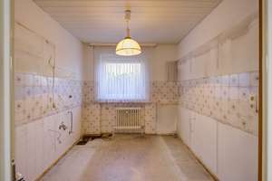 Wohnen auf mehreren Ebenen – Ihr Bungalow im Split-Level-Design – Die vollständige Adresse der Immobilie erhältst du vom Anbieter., 90449 Röthenbach Ost, Nürnberg – Vorschaubild 8