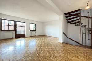 Ihre Chance! Tolles Reiheneckhaus mit XXL-Terrasse und Garage in Leinburg – Die vollständige Adresse der Immobilie erhältst du vom Anbieter., 91227 Leinburg – Vorschaubild 4