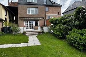 Ihr grünes Zuhause: Charmante Maisonettewohnung mit eigenem Eingang und großem Gartenparadies