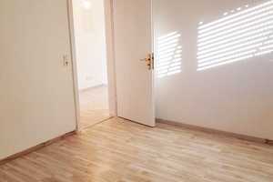 Kapitalanlage: zwei Häuser mit 5 Wohnungen plus EBK, Pool, Sauna, Garage und Stellplätze – Bochum – Vorschaubild 28