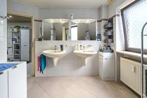 Zweifamilienhaus in ruhiger Traumlage – Stil, Komfort & Natur – Die vollständige Adresse der Immobilie erhältst du vom Anbieter., 93055 Brandlberg-Keilberg, Regensburg – Vorschaubild 21