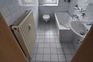 Das könnte passen! Attraktive Drei-Zimmer-Wohnung – Knielohstraße 6, 8527 Reusa mit Sorga, Plauen – Vorschaubild 3