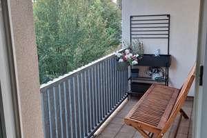 4-Zimmer-Wohnung mit Balkon zentral in Frankfurt trotzdem im Grünen, WG tauglich  – 60320 Dornbusch, Frankfurt am Main – Vorschaubild 7