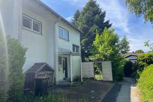 Familienfreundliches Einfamilienhaus mit ca. 380 m² Gartenfläche und großer Doppelgarage – Wuppertal – Vorschaubild 1