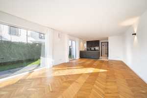 Luxuriöse Haushälfte in ruhiger Lage im Blumenviertel – München – Vorschaubild 3