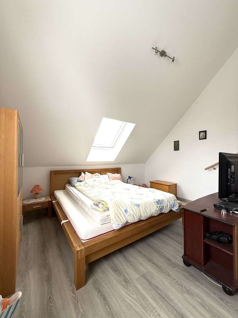 Immobilie in Schwabhausen - Bestlage Arnbach: Sonnige 2,5 Zi. Gartenwohnung mit Balkon und 2x Stellplatz - Bild 2