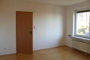 Attraktives Zweifamilienhaus mit Potential und großzügigem Grundstück in TOP Lage – Kassel (Kreis) – Vorschaubild 4