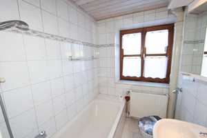 Solides Haus mit Garten-passend für 1-3 Familien – Regensburger Str. 13, 93449 Cham (Kreis) – Vorschaubild 9