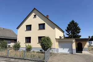 Freistehendes Einfamilienhaus - Top Zustand in beliebter Wohnlage, sehr gute Infrastruktur - ERBBAU