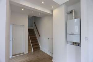 SANIERTE LOFTARTIGE 2 ZIMMER WOHNUNG MIT EBK IM STADTZENTRUM – Ellerstraße 70, 40227 Oberbilk, Düsseldorf – Vorschaubild 4