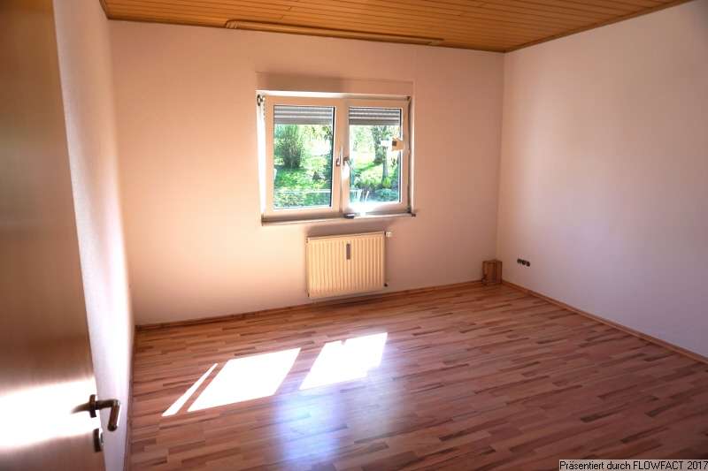 Immobilie in Wipperfürth - Schöne 5-Zimmerwohnung in ruhiger Wohnstraße als Kapitalanlage - Bild 2