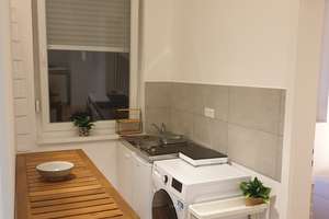 Voll möblierte 1-Zimmer-Wohnung mit Pantry-Küche und Kellerabteil – sofort bezugsfrei