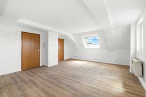 Renditeobjekt: Mehrfamilienhaus mit Gewerbefläche in Top-Standort von Augsburg-Kriegshaber – Augsburg – Vorschaubild 4